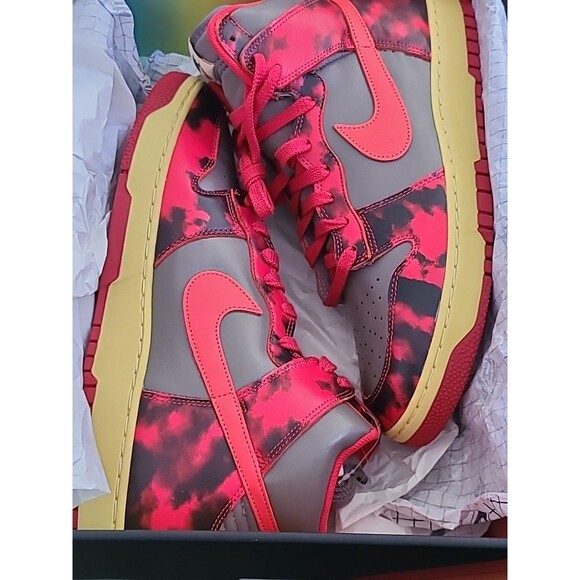 Nike Dunk High 1985 | Red Acid Wash | DD9404-600 | US Size 12 main image 9